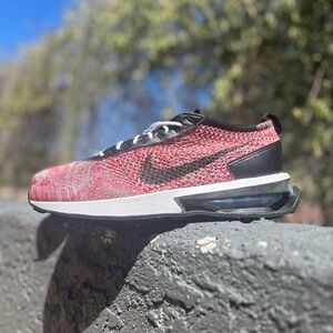 Nike fly knit racer men’s size 8.5